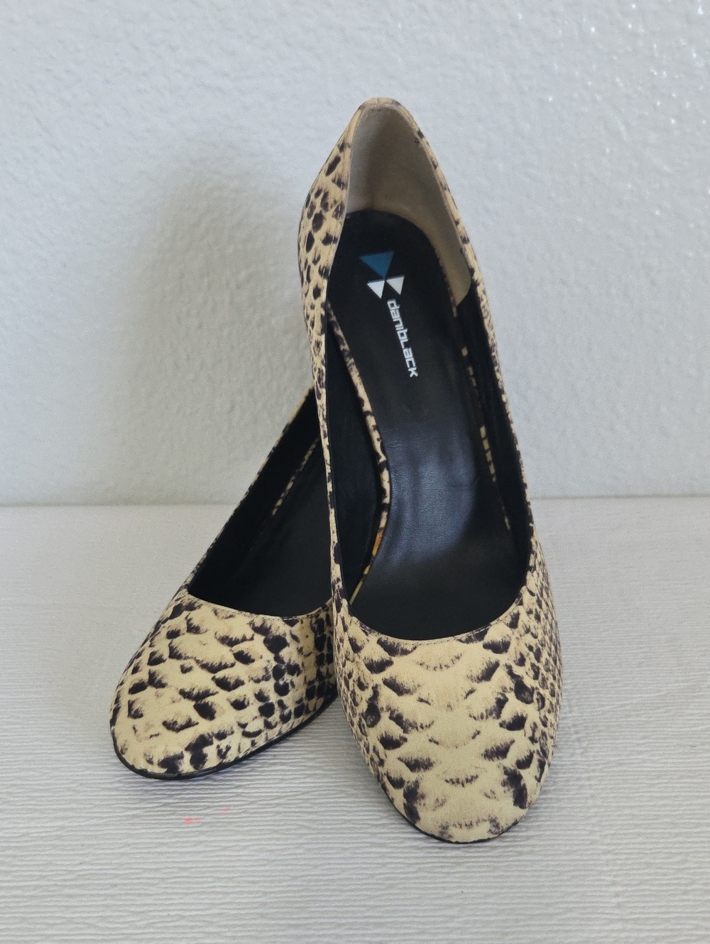 Daniblack Heels, size 9M